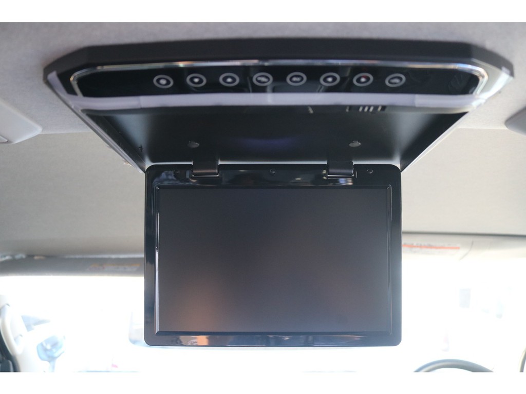 フリップダウンモニター