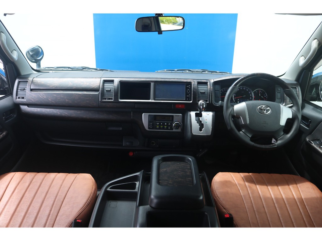 使いやすい運転席周り！