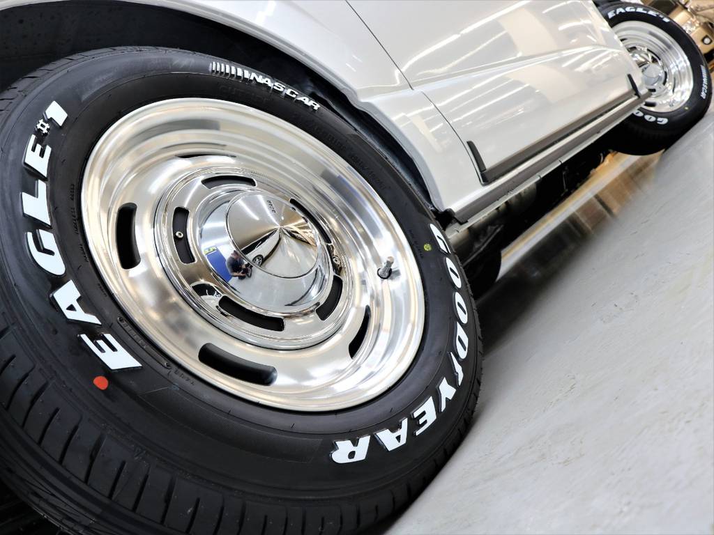 【Deanクロスカントリー＆Goodyearナスカー17in】の組み合わせ！！雰囲気出てます！！