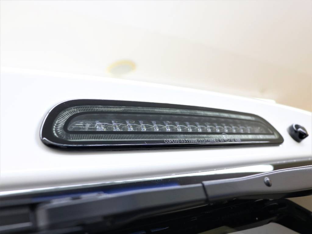 ＬＥＤハイマウントストップランプ！