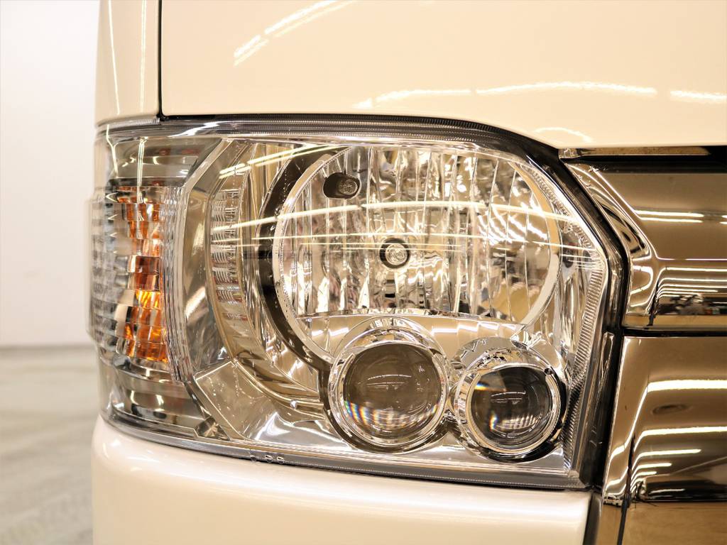 ＬＥＤヘッドライトは標準装備です！