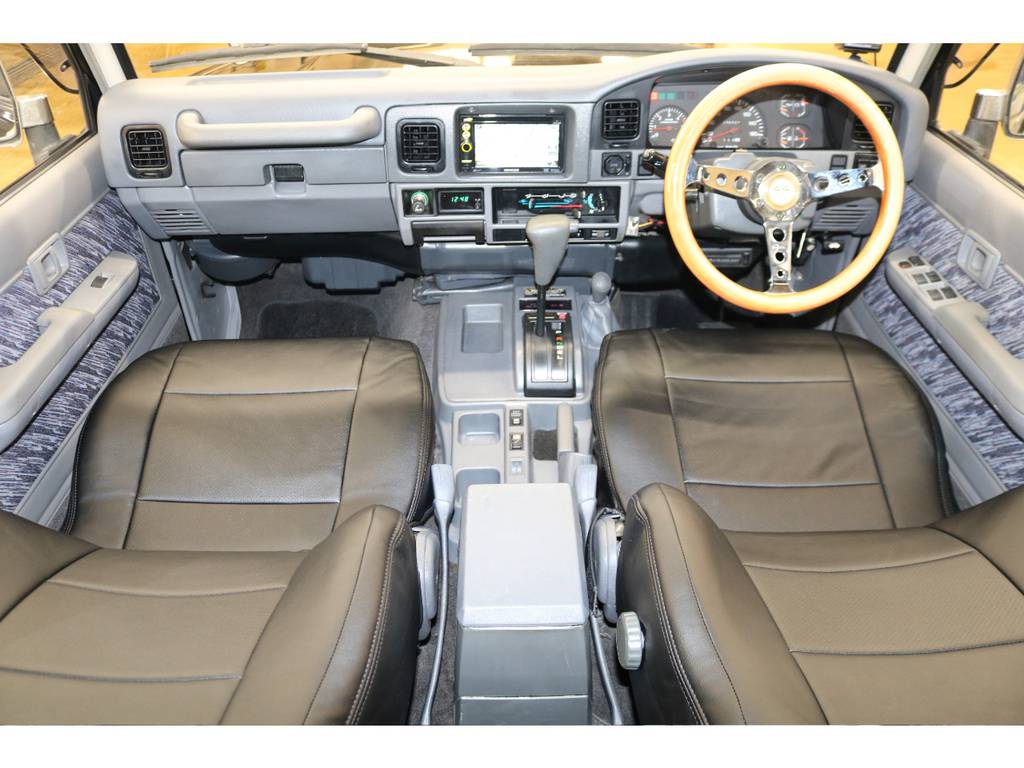 内装は当店にてルームクリーニング済みとなりますので綺麗な状態です♪