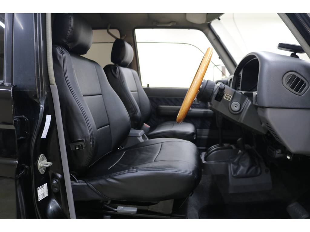 新品シートカバー☆