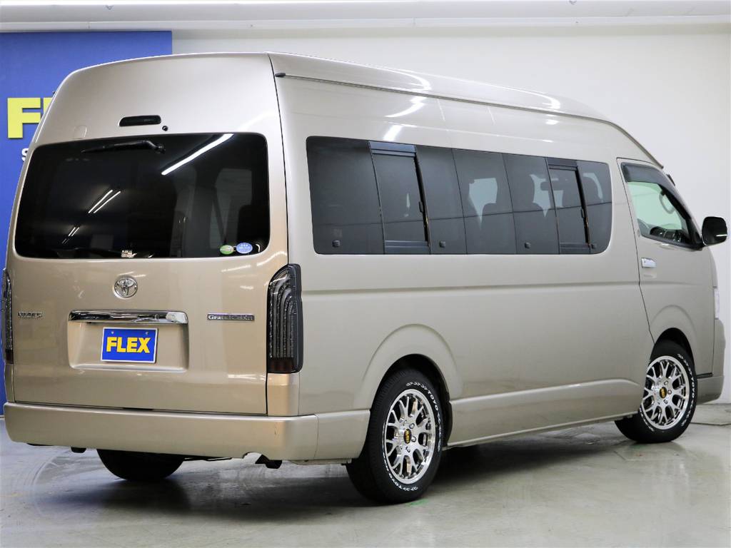 ３型ハイエースワゴン４ＷＤグランドキャビン！