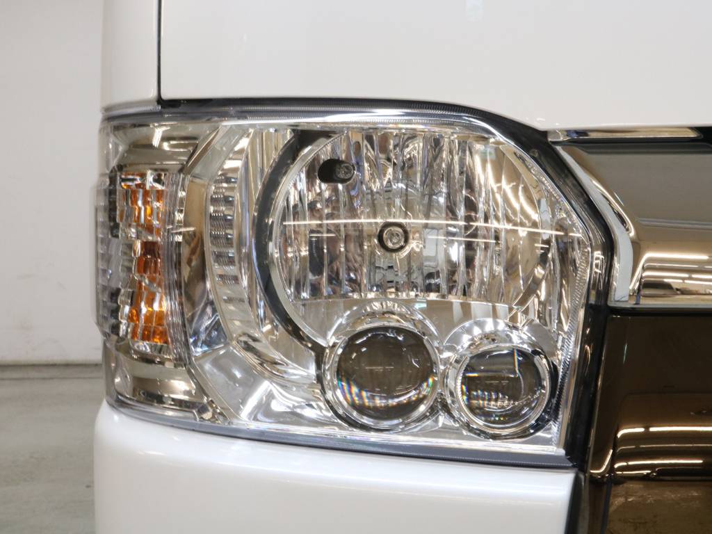５０周年特別仕様車はＬＥＤヘッドランプが標準装備です！