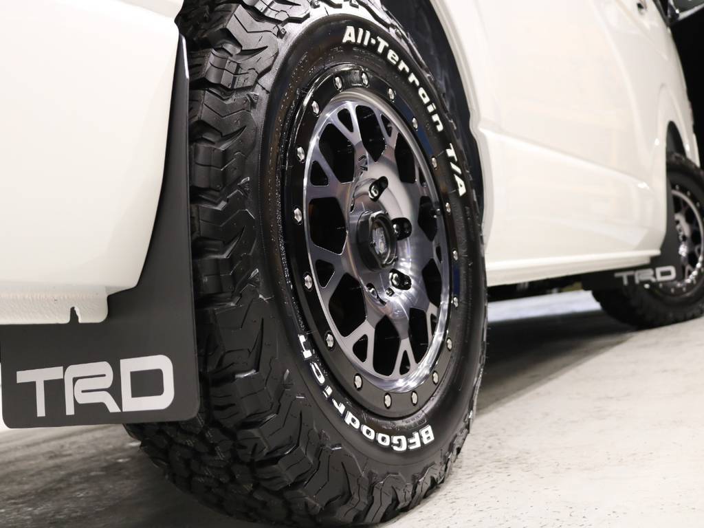 TRDマッドフラップインストールでワイルドに！
