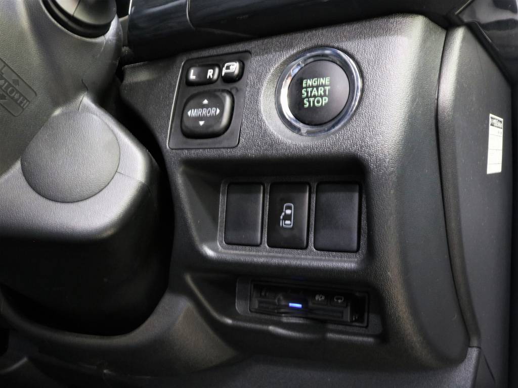メーカーオプションはフル装備です！