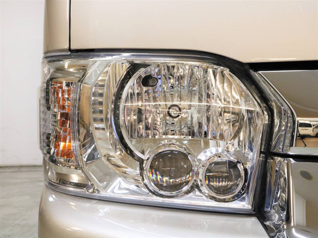 ＬＥＤテールランプなどメーカーオプションはフル装備です！