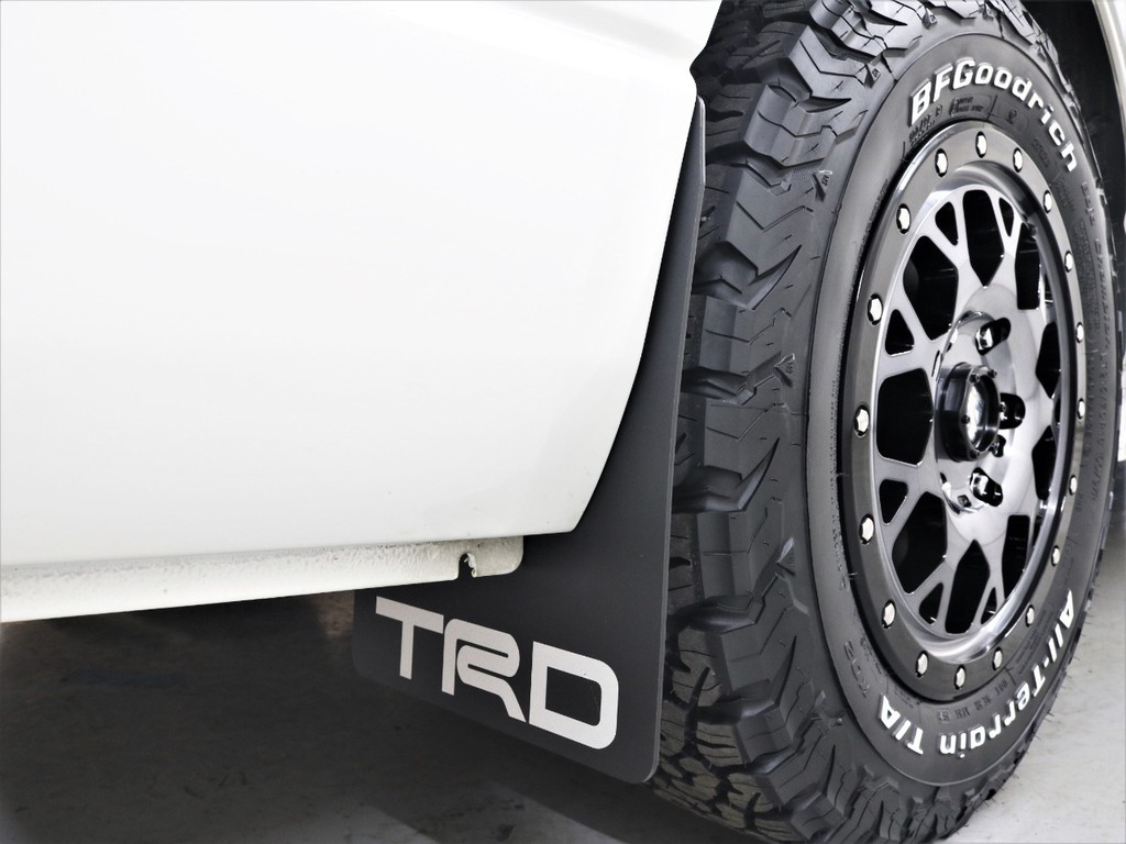 新品ＴＲＤマッドフラップ！
