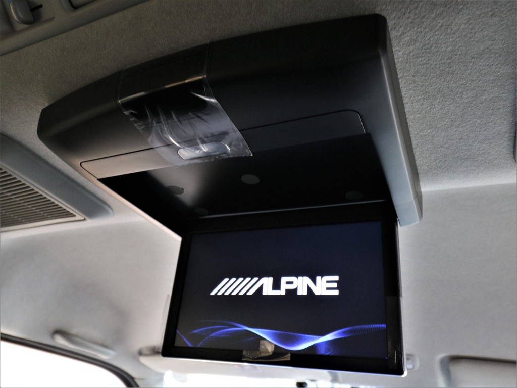 ALPINEフリップダウンモニター装着！