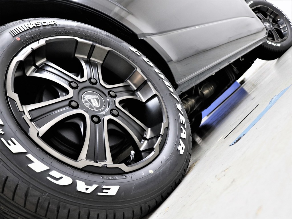 新品１７inchＦＬＥＸオリジナルバルベロワイルドディープス！グッドイヤーナスカータイヤ！