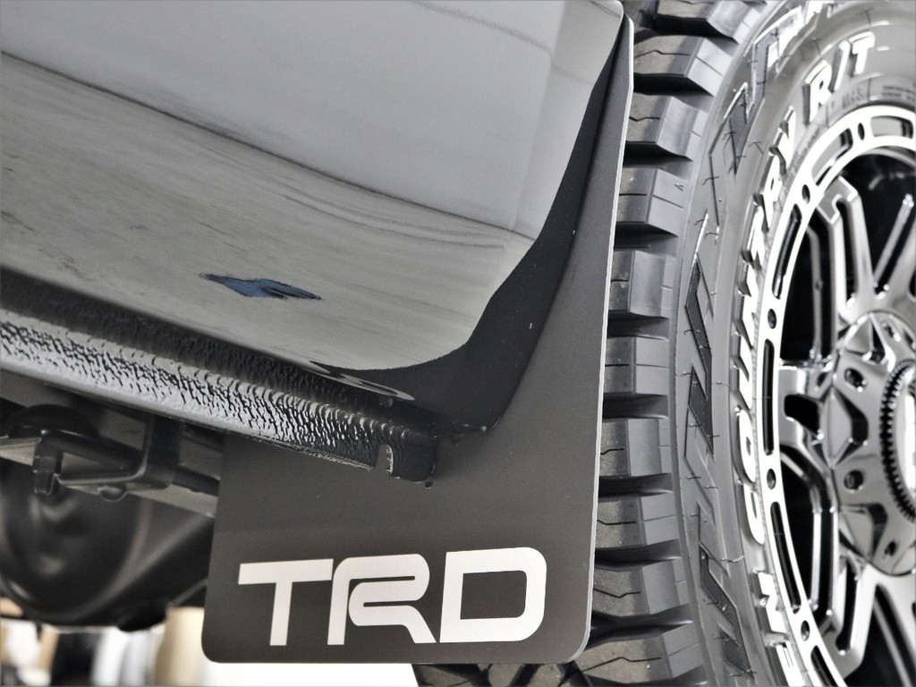 ＴＲＤマッドフラップ装着！
