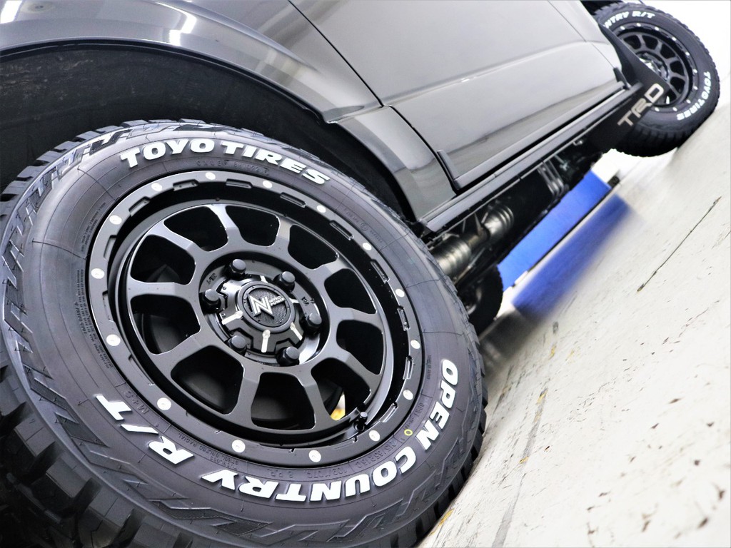 16inM10パーシングアルミホイール＆TOYOオープンカントリー！