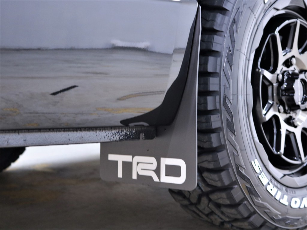 ＴＲＤマッドフラップ装着！