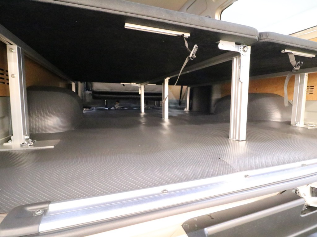 車体が長いので収納スペースがかなり広いです！