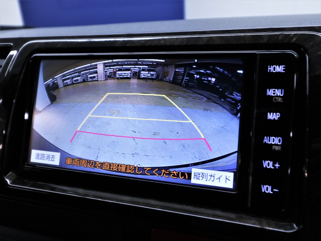 純正ＳＤナビ！バックカメラ付き！フルセグＴＶ！Ｂｌｕｅｔｏｏｔｈｍｕｓｉｃ！