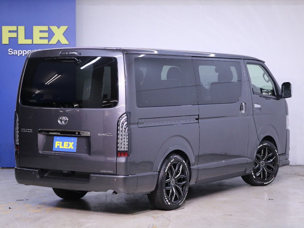 新車ハイエースバン　ディーゼル4WD　ダークプライムⅡ