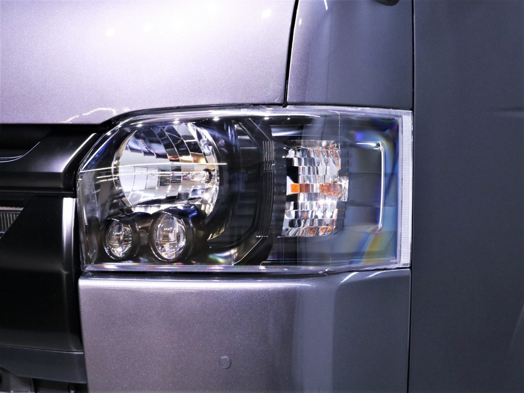 トヨタ ハイエースバン 2.8 スーパーGL ダークプライムⅡ ロング