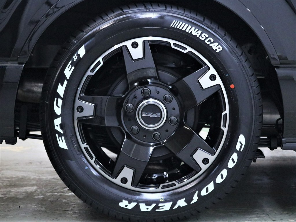 17inch FLEXオリジナル【Delf03】アルミホイール＆Goodyearナスカータイヤ装着！