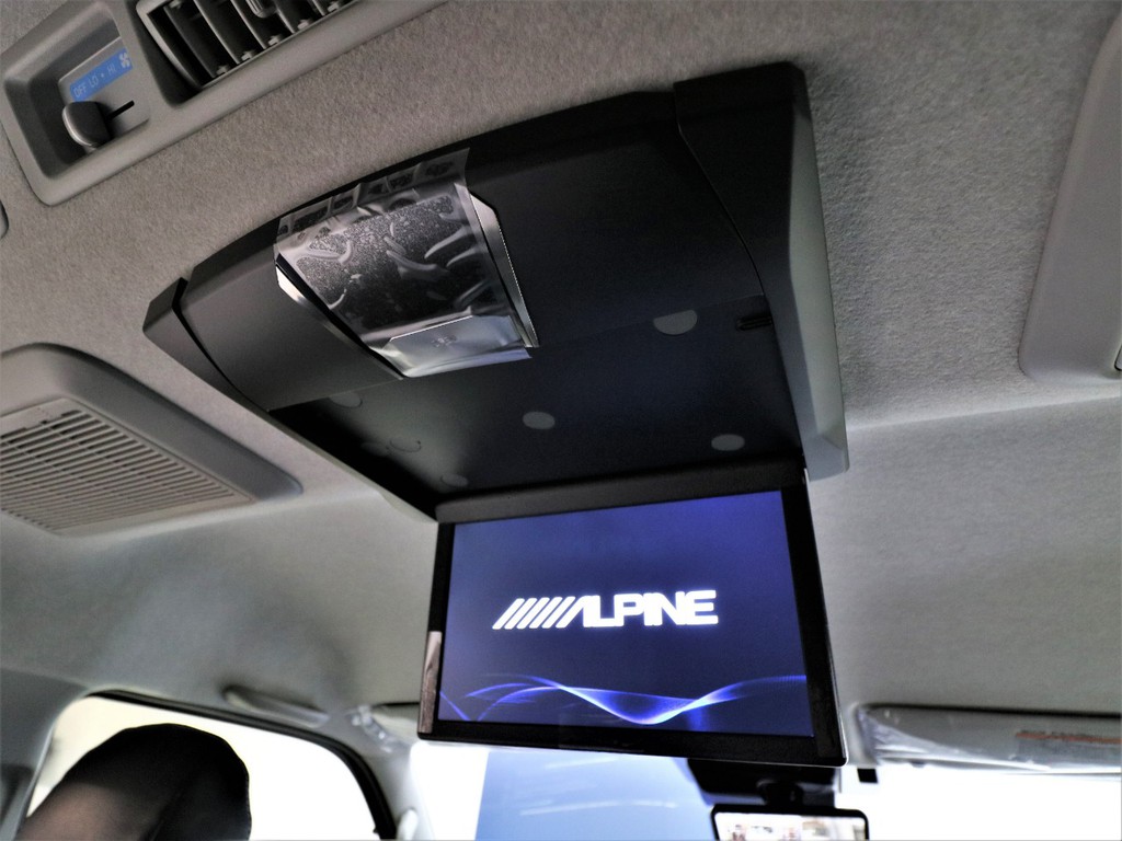ＡＬＰＩＮＥ　フリップダウンモニター！