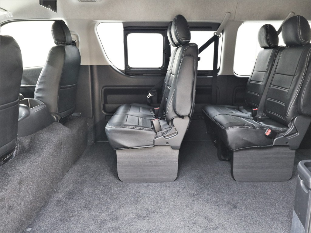 人数も乗れてお荷物もしっかり積めます！