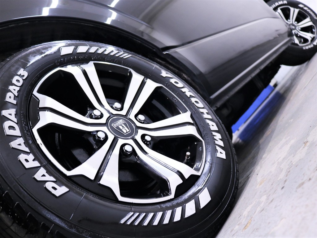 １７inch 【バルベロアーバングランデ】アルミホイール×１７inchヨコハマ パラダ！