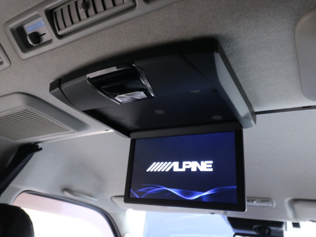 ALPINE フリップダウンモニター！