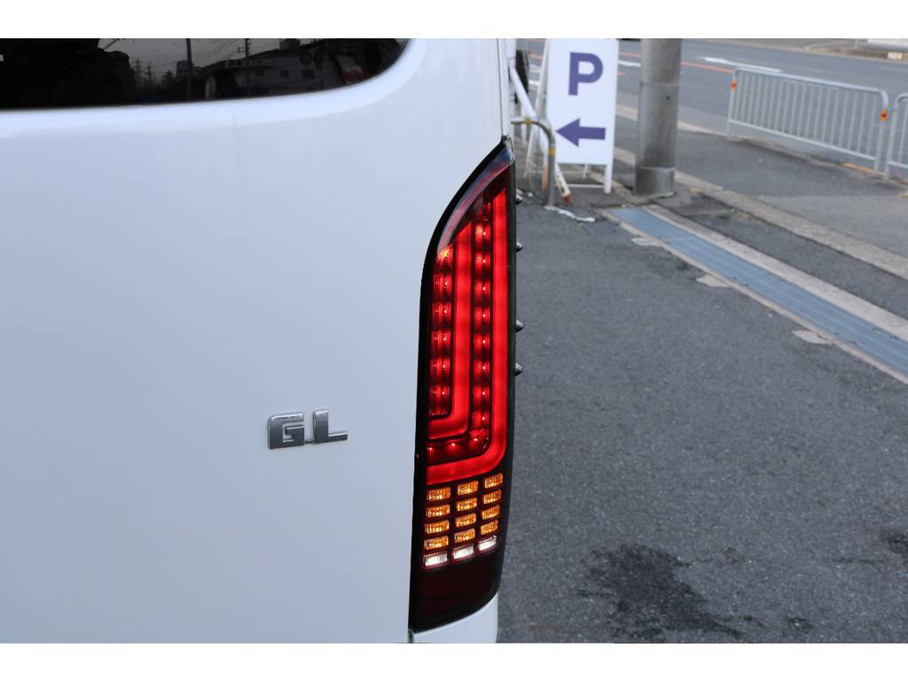 新品ＬＥＤテールランプ装着です☆