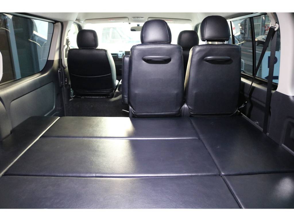 後席からの撮影ですが、いかがでしょうか。　ゆったりしているでしょう♪