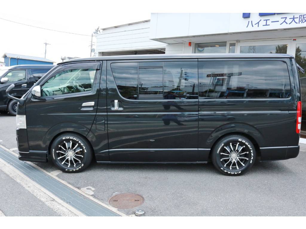 ガソリン車ですのでタイミングベルトの交換は不要です！現車は大阪店在庫ですので、お求め＆お問い合わせは大阪店までお気軽にどうぞ！全国納車ＯＫ！