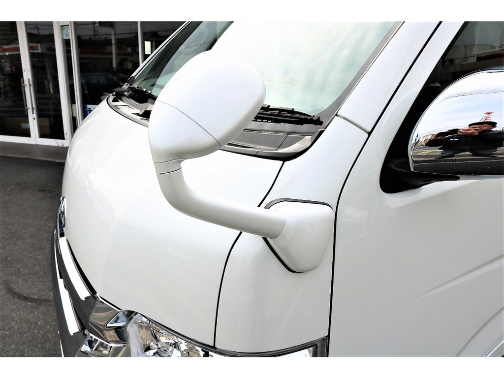 ボディ同色ガッツミラーをインストール。全国納車お受け致します。　お気軽にお問合せ下さいませ。　ＴＥＬ：０７２－７３０－７７６０