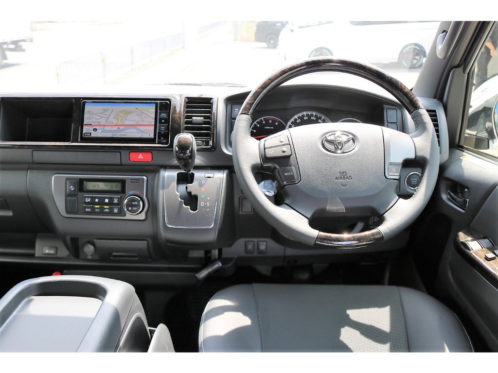 全国ご納車可能です！　お気軽にお問合せ下さいませ！ＴＥＬ：０７２－７３０－７７６０