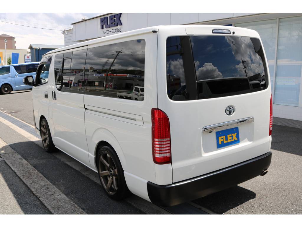 あっさんハイエース　200系　現行8型ロングバン　標準ルーフ　S-GL 8型の中古車・新車 | 車探しなら【FLEX】