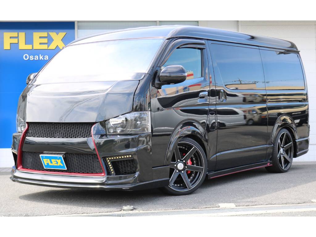１オーナー車の買取直販格安ワゴンＧＬ入庫！はっきり言ってお金かかってる１台です！キャプテンシート２脚搭載のフルエアロ！