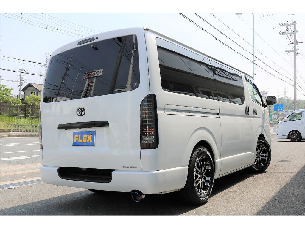 全国ご納車お受け致します。　フレックスハイエース大阪店　ＴＥＬ：０７２－７３０－７７６０