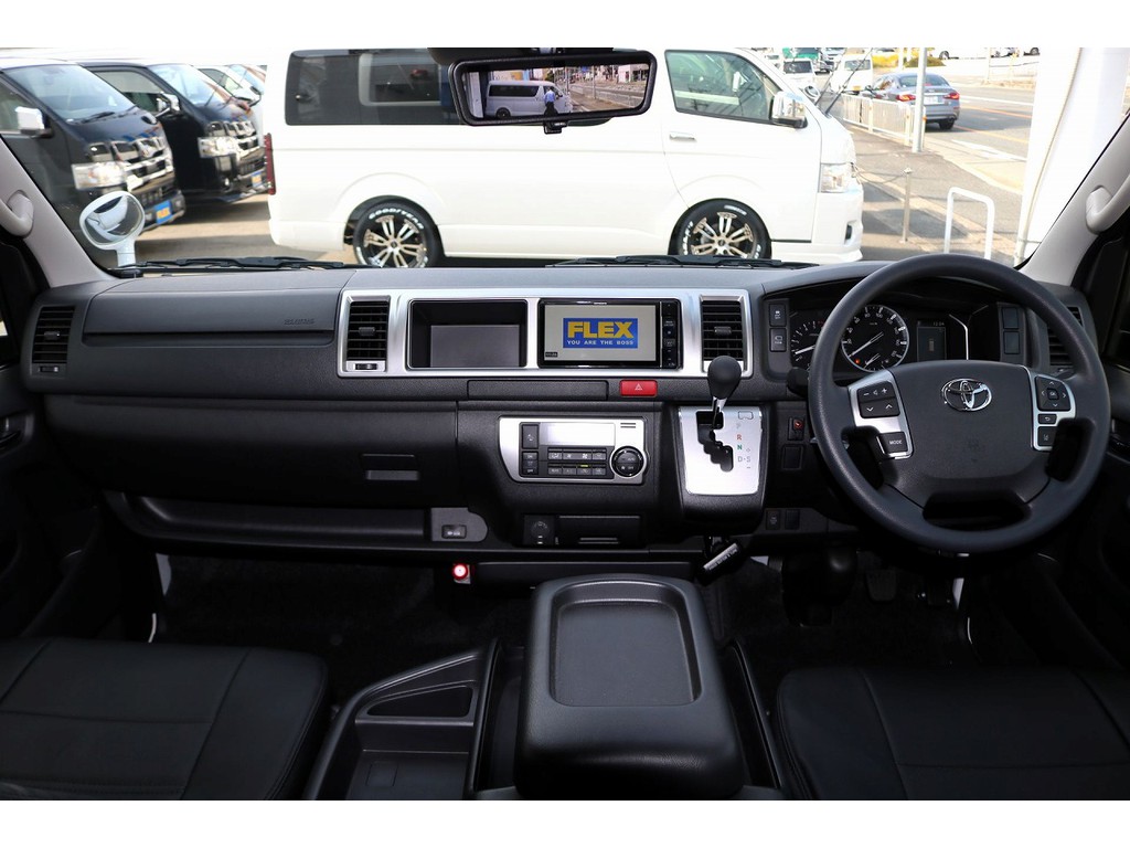 広々のコックピットは魅力的ですね☆彡