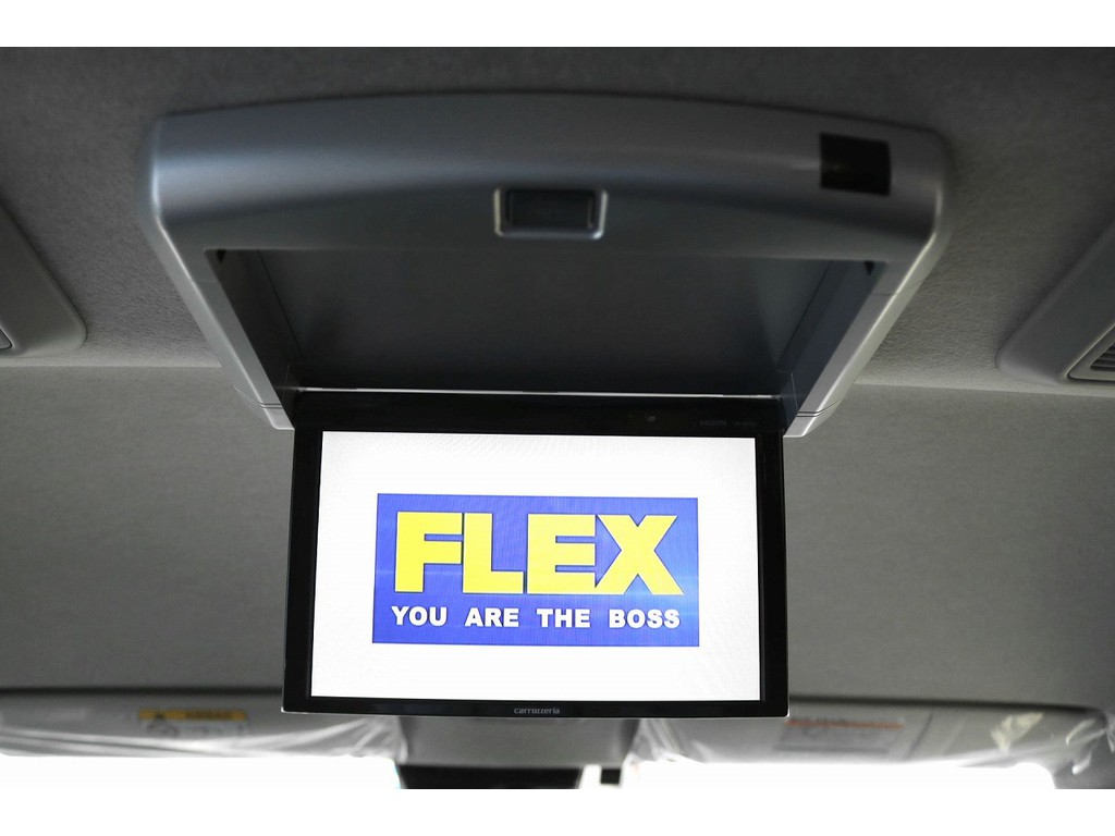 後席モニターも完備☆彡