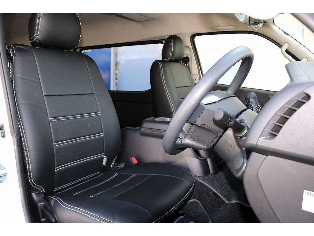 専用シートカバーをセット！！