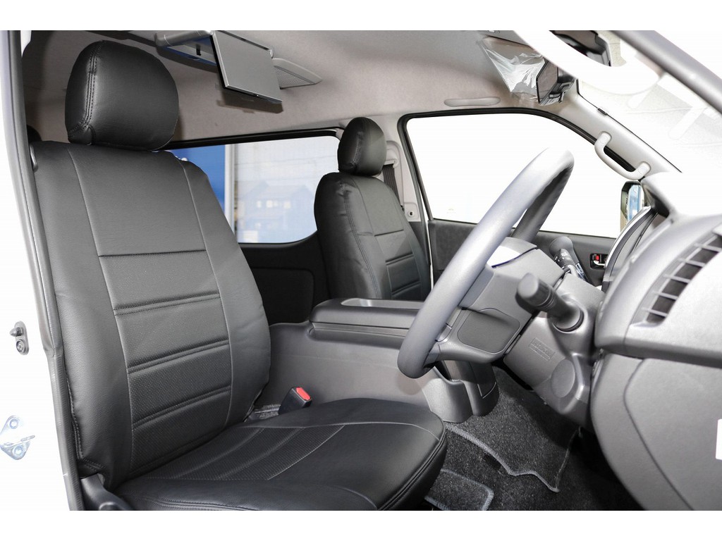 専用シートカバーをセット！！