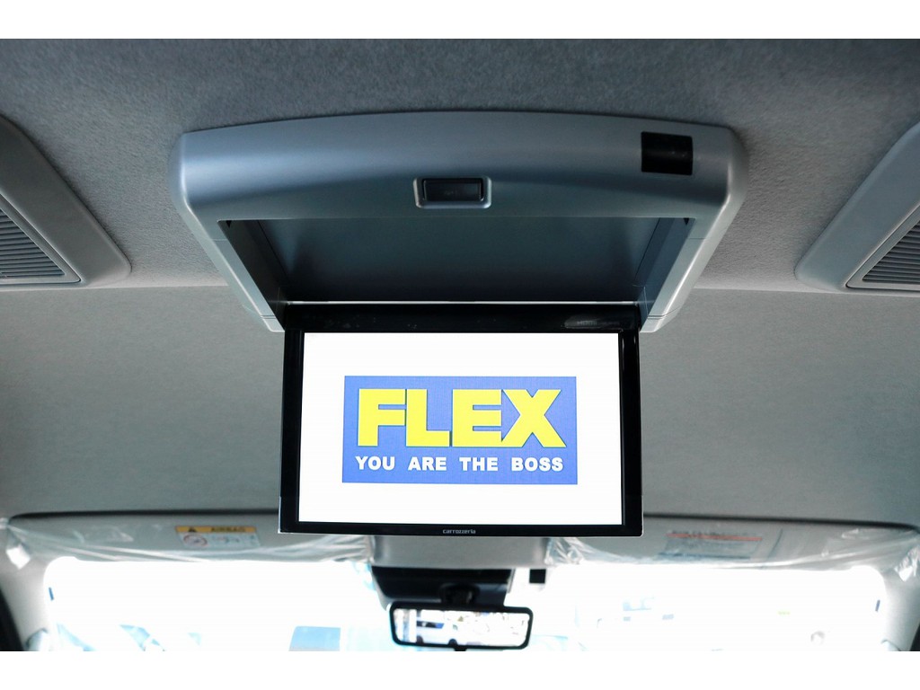 カロッツェリアフリップダウンモニターをセット！！