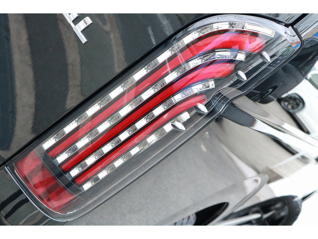 煌き赤ＬＥＤテールランプをセット！！