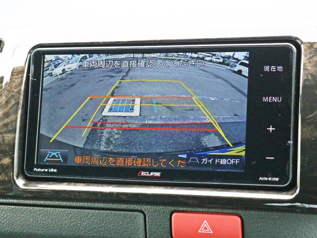 イクリプスSDフルセグナビを搭載！　ナビとしては勿論、オーディオや映像モニターとしてもご活用頂けます。バックカメラやパノラミックビューモニターの映像はナビモニターに出力されます。