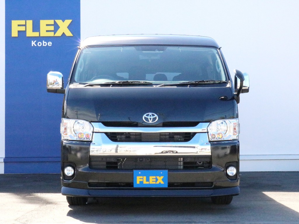 さあ、ハイエースワゴンGL　FLEXナビパッケージでお出かけしましょう！　旅行にも送迎にも使える一台！　ご来店お問い合わせはハイエース専門店のFLEX神戸店まで！　人気車種の為お早めに！