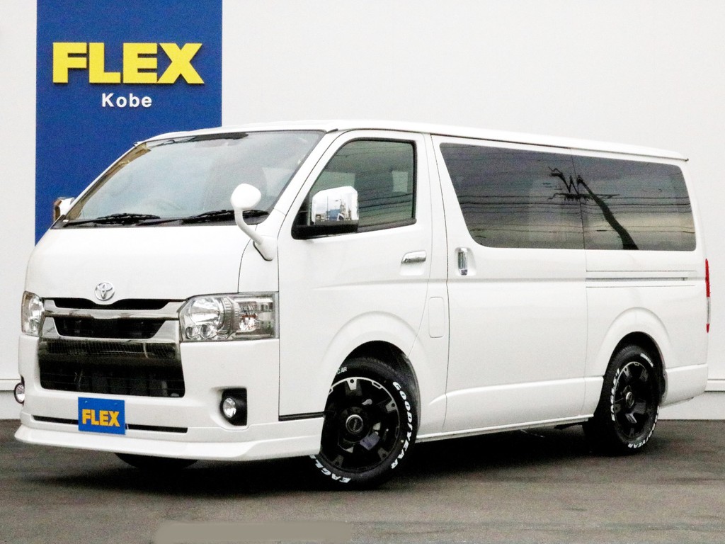 ☆未登録新車☆　ハイエースVガソリン２WDダークプライムⅡ特別仕様車　床張り施工済み車両にFLEXカスタムパーツを装着した【フローリングパッケージ】が神戸店に完成！