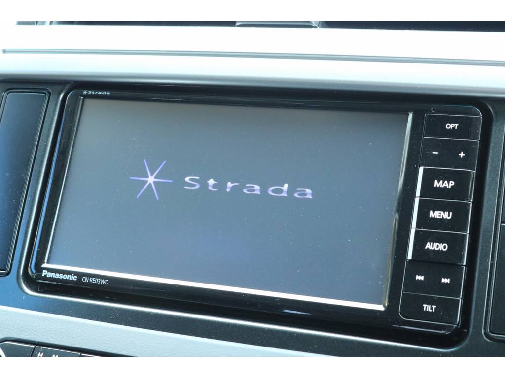 ストラーダ製ＳＤナビＴＶ（フルセグ視聴可能）