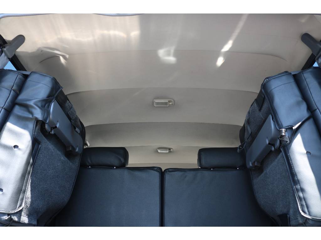 全車ルームクリーニングをしておりますので綺麗な室内☆