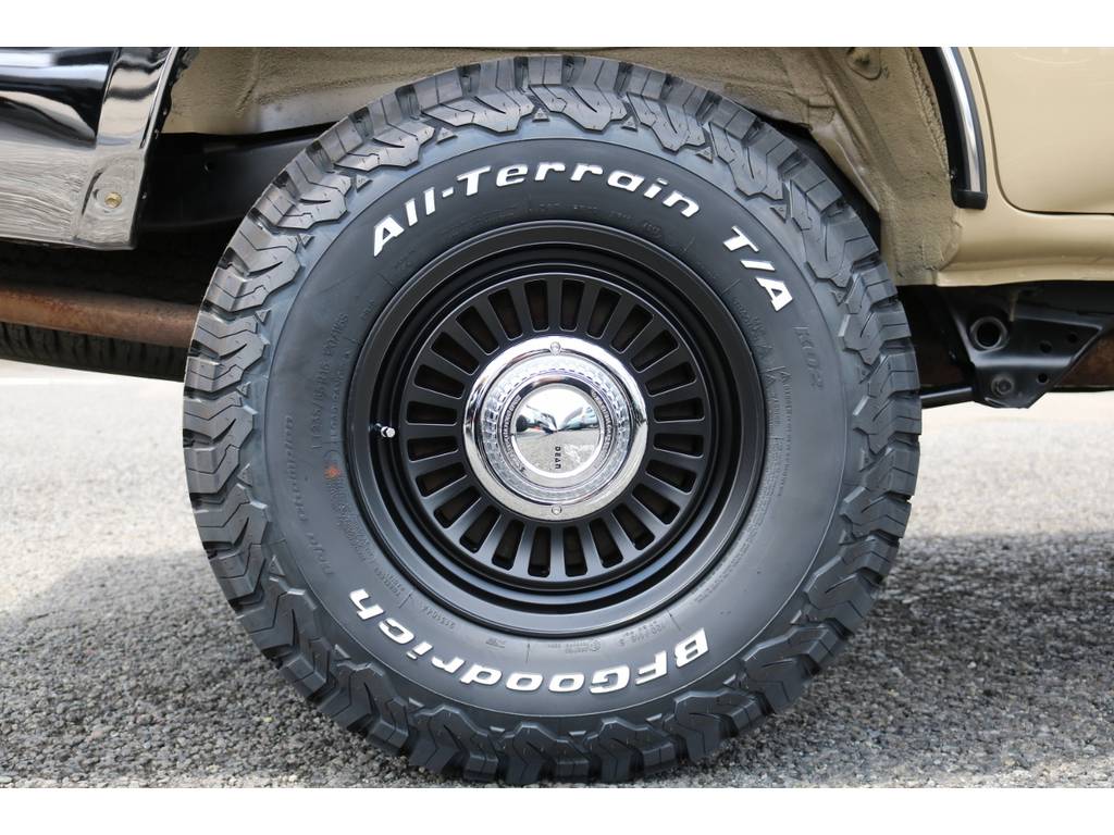新品Deanカリフォルニア16インチAWと285BFGoodRich。