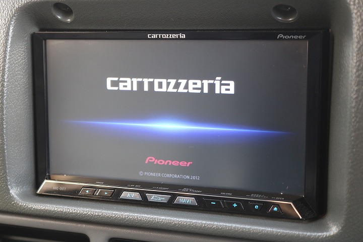 フルセグ視聴可、ミュージックサーバー機能付きのＨＤＤナビＴＶ完備！