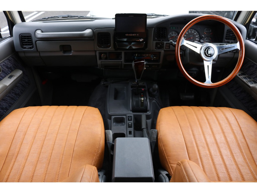 運転席廻り！