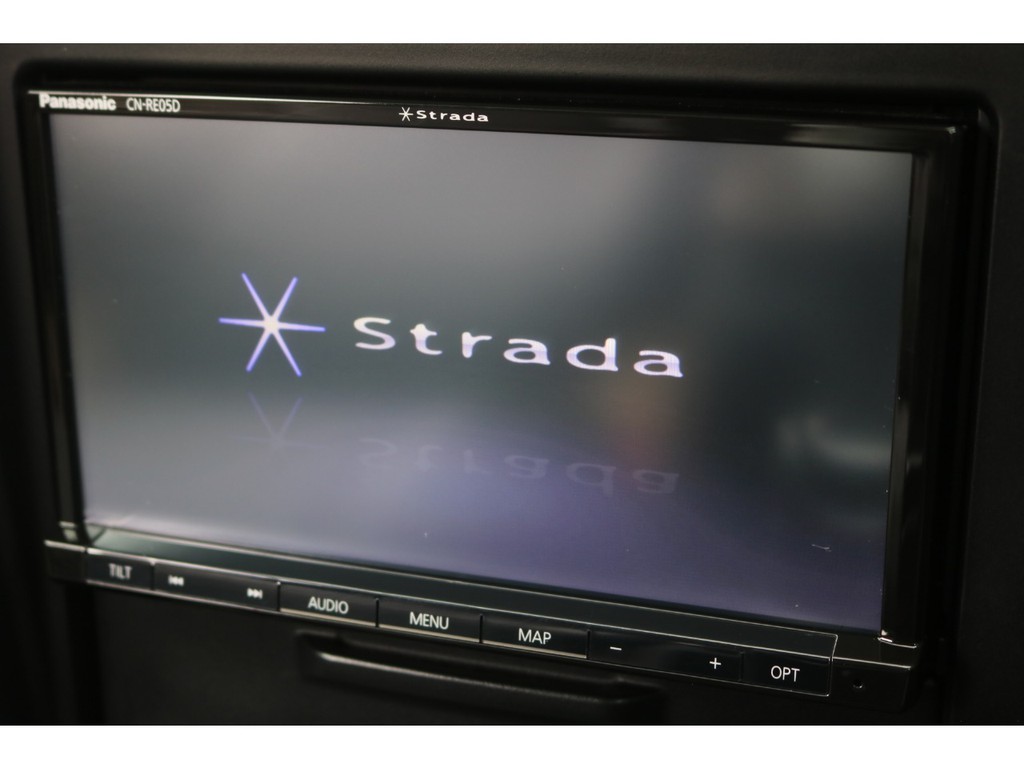 ＳＤナビＴＶ（ＲＥ０５Ｄ）装備済み！